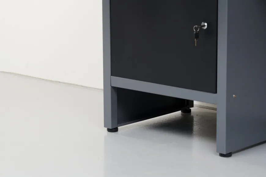 Værkstedsbord med skab/skuffer 160 x 60 x 85 cm